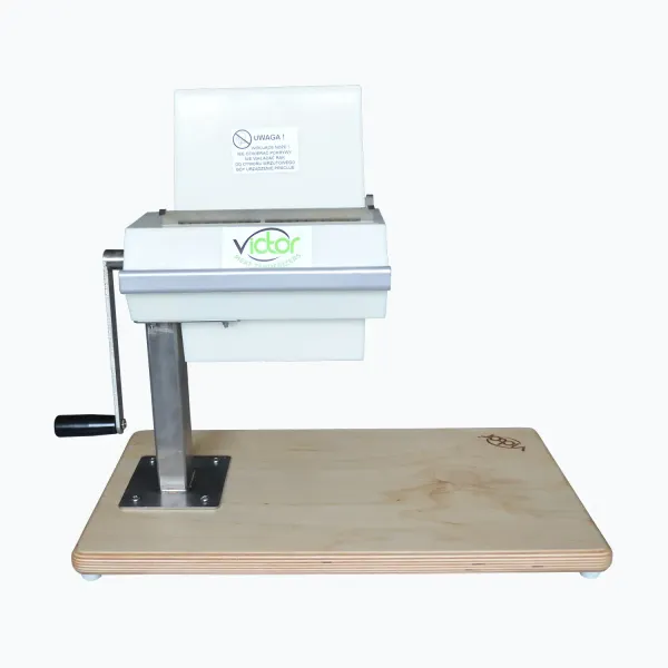 Kotleciarka Ręczna Victor MASTER – 250 kotletów/h 2